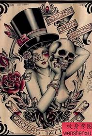 Tattoo patroon: klassieke Europese en Amerikaanse schoonheid schedel bloemen tattoo patroon foto