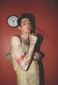 Ilustración de tatuaxe de tótem corpo de arte masculino de influxo