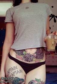 Modello tatuaggio donna