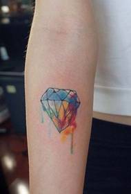 Упечатљива дијамантна тетоважа