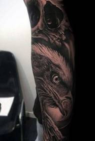 Слика тетоважног орла слика брзи и доминантни узорак тетоваже орлова