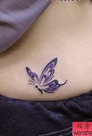 Ženski uzorak tetovaže: Slika struka u obliku leptira u boji struka