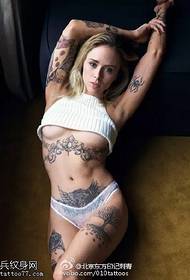 Stile europeo e americano, mezzo bellissimo modello di tatuaggio da donna