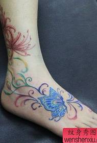ຮູບແບບການສັກຢາສັກແບບຜູ້ຍິງ: ຕີນສີຂາວ Butterfly Elf Vine Tattoo Pattern Tattoo ຮູບພາບ