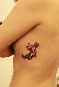 dažādu ziedu tetovējumu komplekts