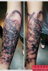 Roka dominira priljubljen vzorec tatoo Sun Wukong