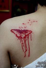 Убава боја тотемска тетоважа шема за девојчиња рамења