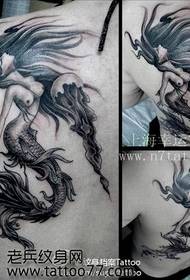 Chithunzi chabwino cha mermaid tattoo kumbuyo