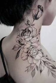 Een set prachtige zwarte effen tattoo-ontwerpen voor vrouwen