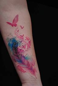'n Stel tatoeëermerke vir akwariumblomme vir meisies  123007 @ Liggekleurde miniatuurboompatroon op vroulike arm