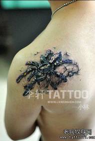 Fiú vállak hűvös pók tetoválás minta