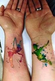 Djevojčica akvarelni mali svježi biljni cvijet tetovaža uzorak