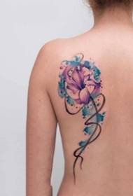 37 prachtige akwarel tattoos foar famkes