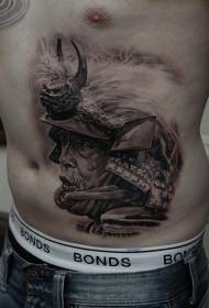 anësore belit luftëtar kafe e vjetër portret me model tatuazhi përkrenare