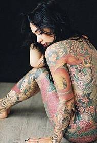 Super popularne seksowne zdjęcia tatuaży