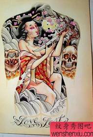 Modello di tatuaggio maschile: Geisha Cherry Blossom Tattoo Pattern con schiena piena