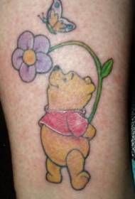 Motivo tatuaggio fiori e farfalle Winnie the Pooh