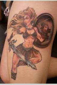 Padrão de tatuagem de guerreiro feminino pintado sexy de coxa