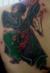 Imagen de tatuaje de guerrero japonés de color de hombro masculino