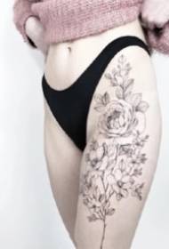 Liten färsk växt liten blomma tatueringsbild lämplig för flickor