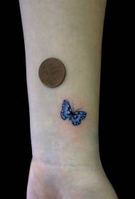 Tyttöjen ranne yksinkertainen perhonen tatuointikuvio