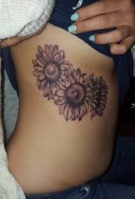 Djevojka bočni struk biljni materijal suncokret tetovaža slika