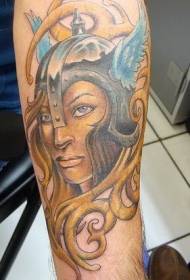 Όμορφη ξανθιά βίκινγκ γυναικεία μοτίβο τατουάζ πολεμιστής