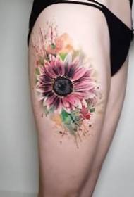 Un bellissimo set di piccoli tatuaggi freschi di girasole per ragazze