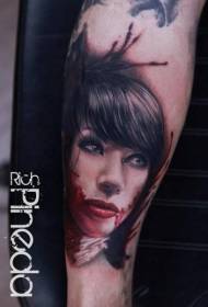 Рука реалистична слика вампирске жене портретна тетоважа слика
