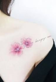 Muy pequeño grupo fresco de chicas pequeños tatuajes de flores