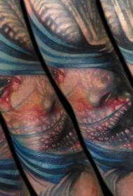 Braço cor horror estilo mulher demoníaca retrato tatuagem