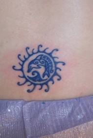Patrón de tatuaxe de delfín simple en cintura
