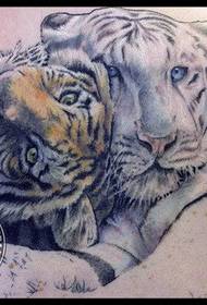spalvotos tigro poros tatuiruotės nuotraukos