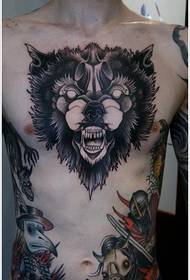 Pelottava susi-tatuointi