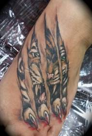 Татуировка тигровая слеза