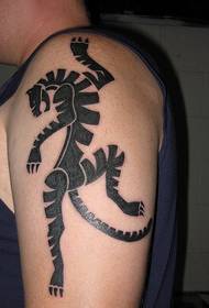 spalla tigre totem foto di tatuaggi