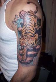 obraz tatuażu kolor ramienia tygrysa