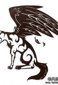 ຫນັງສືໃບລານທີ່ມີປີກເຢັນ totem wolf tattoo