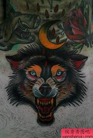 Namiji gaban kirji pop kyau kyakkyawa makaranta style wolf head tattoo pattern