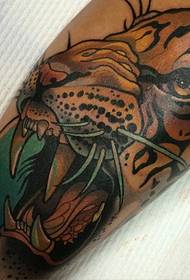 ingalo ebhangayo ihlosi lombala we-tattoo iphethini eyi-128904 - ipateni yama-warcolor tiger enengqondo