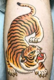 Cadro de tatuaxe de tigre de estilo tradicional xaponés