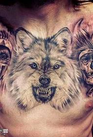 Pattern ng tattoo ng lobo ng dibdib