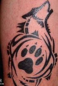 Wolf totem tattoo patroon