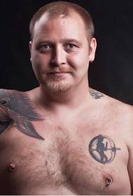 Ngareureuwas lalaki Norwegia ngejat panangan tatu lumba-lumba ilustrasi tato