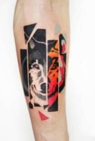 Appreciation of a set of wolf tattoo patterns on the wolf head theme