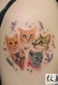Tattooist silo ir skaists mīkstas mākslas tetovējums