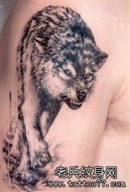 Patró de tatuatge de llop fresc de braga