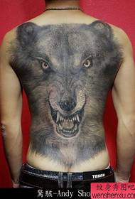 Ragazzi indietro cool classico modello di tatuaggio testa di lupo a tutta schiena