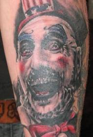 Zombiju klaunu personības tetovējums