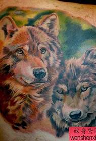 Mokhoa oa tattoo oa Wolf: mahetla Europe le America 3D color wolf head tattoo patterns